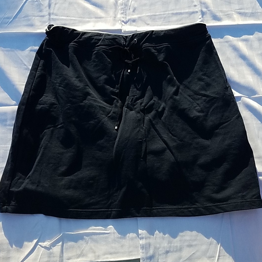 LIZ CLAIBORNE 2X WOMEN'S SKORTS NWOT 95% COTTON